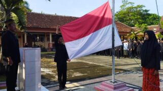 Upacara Hardiknas 2023 SMPN 2 Rogojampi