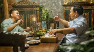 Beredar Foto: Relawan Gibran & Jokowi Dukung Prabowo Subianto Sebagai Calon Presiden 2024