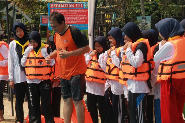 pmi water rescue trainee