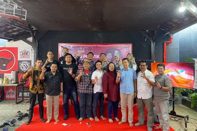 Rumah De Giri - Kelas Politik Anggaran