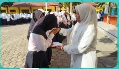 Santunan 39 anak yatim piatu. Santunan tersebut berasal dari donasi siswa-siswi, guru dan karyawan