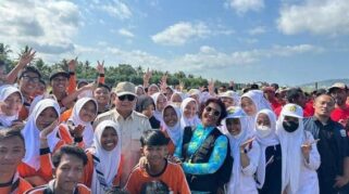 Prabowo beri bantuan nelayan pangandaran