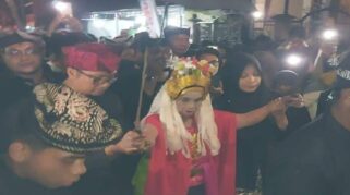 Ritual adat Seblang Bakungan