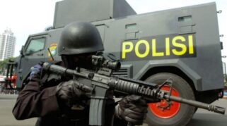 Kronologi Penangkapan Tiga Anggota Polisi Terkait Kasus Senjata Api Ilegal