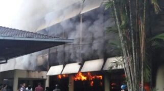 gbr ilustrasi kebakaran ipb bogor