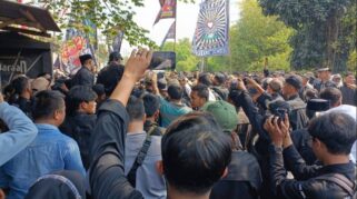 penolakan pembongkaran atribut psht di tanah fasilitas umum