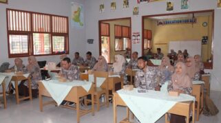 Tingkatkan Kompetensi Mengajar Melalui In House Training e-Learning