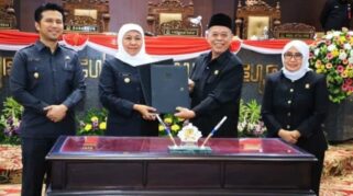 Pemprov dan DPRD Jatim Resmikan P-APBD