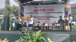 SMK Negeri Darul Ulum Muncar Gelar Job Fair 2023,