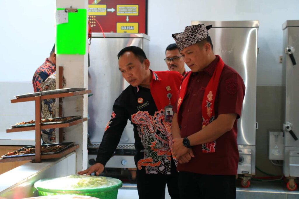 Foto : Kegiatan Dirjen HAM (Dhahana Putra) Kunjungi Lapas Kelas IIA Banyuwangi
