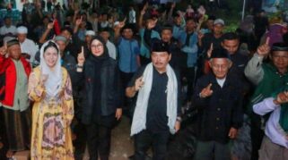 Ipuk Fiestiandani bertemu dengan warga Banyuwangi