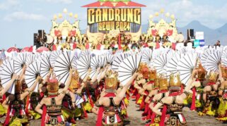 Penari Gandrung Sewu di Banyuwangi
