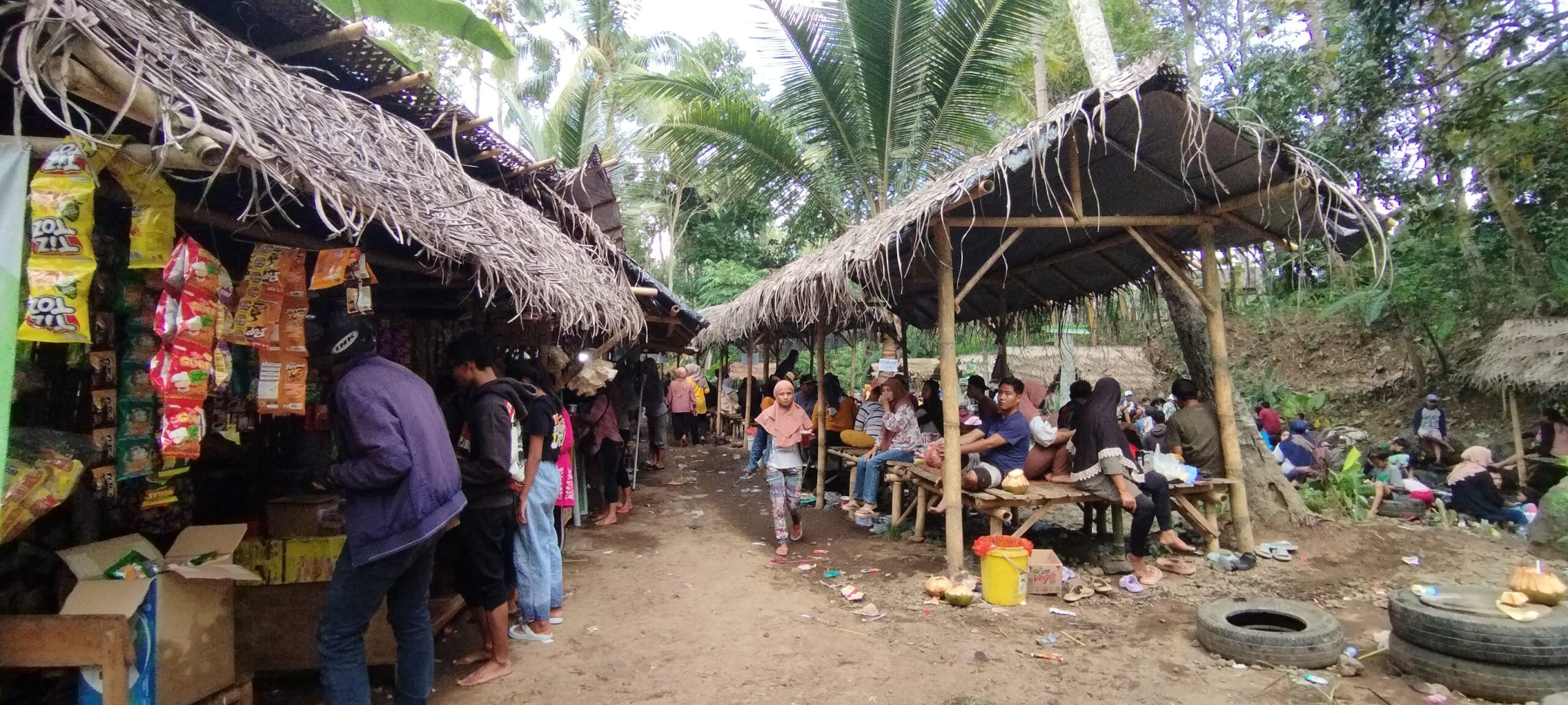 Wisata Lungun, ada Tempat nongkrong dan berburu kuliner khas banyuwangi yang ramah kantong.