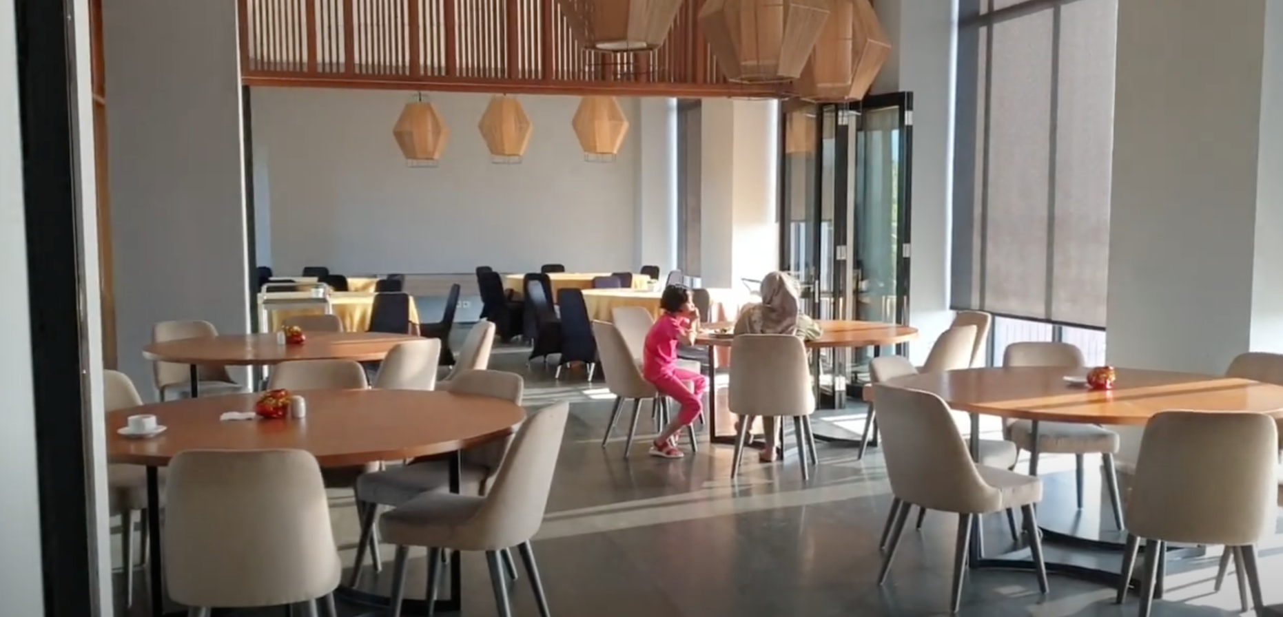 Restoran & Lounge Hotel