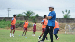 Pemain Persewangi Banyuwangi berlatih jelang laga Liga 4 Jatim