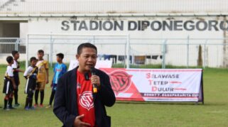Sonny T. Danaparamita dukung dan kasih semangat ke persewangi banyuwangi.