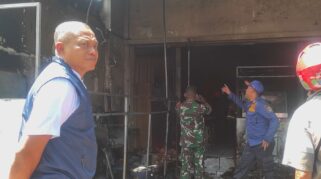 Gerai ayam geprek terbakar di Banyuwangi