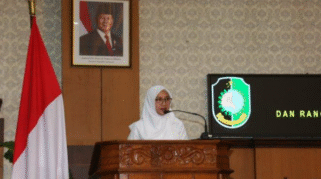 Bupati Ipuk Fiestiandani menyampaikan LKPJ 2024 di hadapan DPRD Banyuwangi