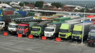 upati Banyuwangi Ipuk Fiestiandani kembali meminta Balai Besar Pelaksanaan Jalan Nasional (BBPJN) Jawa Timur–Bali untuk meninjau ulang kebijakan penutupan total Jalur Gumitir.