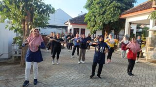 Pemdes Pondoknongko Gelar Senam Sehat Bersama