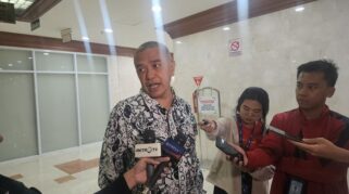 Ilustrasi cuaca ekstrem akibat siklon tropis di perairan Indonesia.