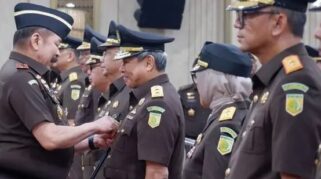 Jaksa Agung ST Burhanuddin memutasi sejumlah Kajari pasca OTT KPK