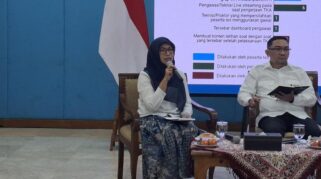 Siswa mengerjakan soal TKA matematika