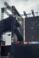 Keramaian malam Tahun Baru di Bundaran HI Jakarta