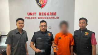 Polisi mengamankan pelaku judi online di Wongsorejo Banyuwangi