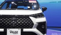 Toyota Veloz Hybrid meluncur di GJAW