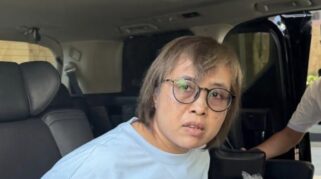 BNN mengamankan buron narkoba Dewi Astutik setibanya di Indonesia