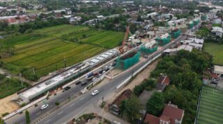 Kendaraan melintas di ruas tol fungsional saat Mudik Lebaran 2026