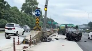 Kecelakaan Honda City di Tol Jagorawi
