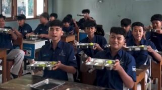 SMK Muhammadiyah 6 Rogojampi mendapatkan Makan bergizi gratis (MBG)