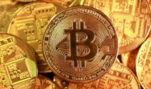 Pergerakan harga Bitcoin turun ke US$70.000