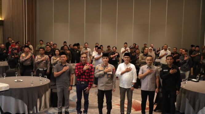 Kapolresta Banyuwangi buka puasa bersama insan pers di Hotel Kokoon