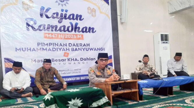 Kapolresta Banyuwangi mengisi tausiah Kajian Ramadan Muhammadiyah