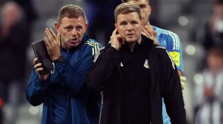 Gol Penalti Menit 96 Bikin Barcelona Selamat, Eddie Howe 'Hancur' Usai Kegagalan Newcastle