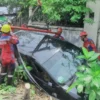 HR‑V Terbalik di Darmokali Surabaya: Pengemudi Mengantuk Jadi Penyebab Utama