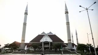 Jadwal salat Jakarta 10 Maret 2026 dan imsakiyah Ramadan