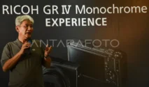 Ricoh GR IV Monochrome diluncurkan di Jakarta