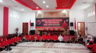 PDI-Perjuangan Gelar Doa Bersama Sebelum Ke Komisi Pemilihan Umum (KPU) Banyuwangi