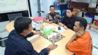 Mantan kepala desa lontar korupsi